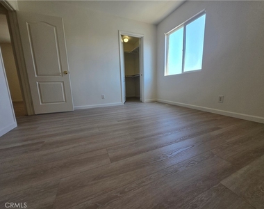 481 N Pinewood - Photo Thumbnail 23
