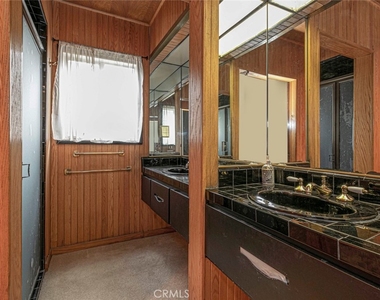 208 S Louise Street - Photo Thumbnail 24