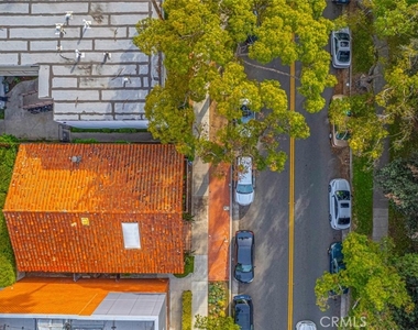 208 S Louise Street - Photo Thumbnail 1