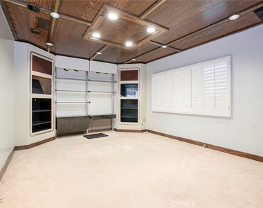 208 S Louise Street - Photo Thumbnail 18