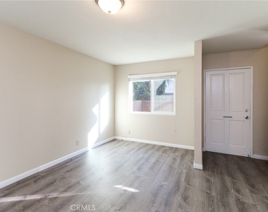 3224 Frazier Street - Photo Thumbnail 2