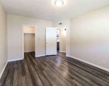 3224 Frazier Street - Photo Thumbnail 16
