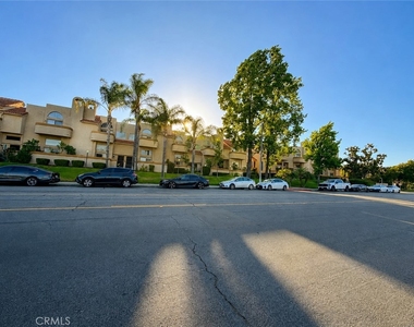 2032 S Bon View Avenue S - Photo Thumbnail 1