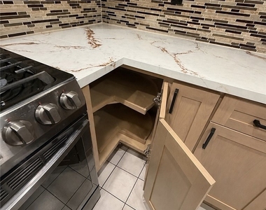 2032 S Bon View Avenue S - Photo Thumbnail 14