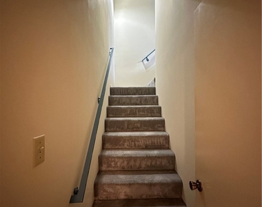 420 Milford Street - Photo Thumbnail 28