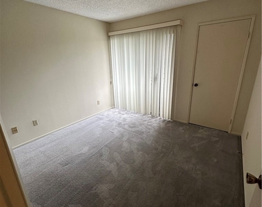 420 Milford Street - Photo Thumbnail 39