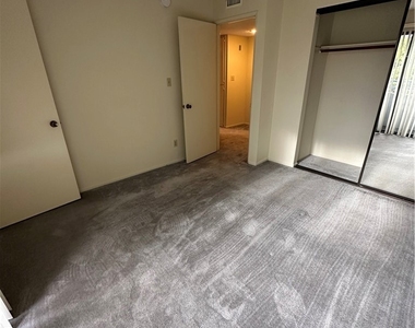 420 Milford Street - Photo Thumbnail 30