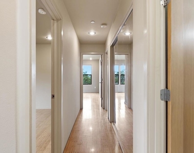7957 Michigan Ave - Photo Thumbnail 16