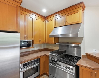 7957 Michigan Ave - Photo Thumbnail 10