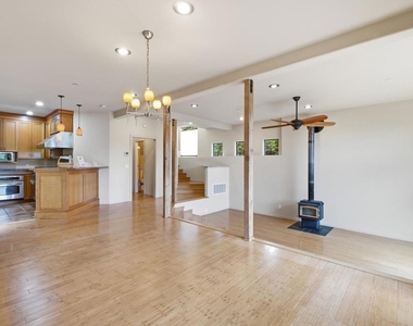 7957 Michigan Ave - Photo Thumbnail 6