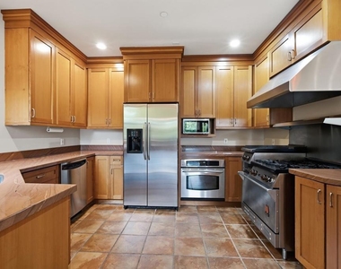 7957 Michigan Ave - Photo Thumbnail 8