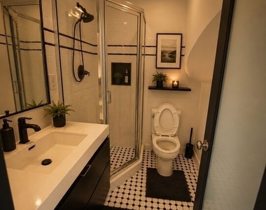 8810 Hollywood Boulevard - Photo Thumbnail 31
