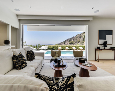 8908 Alto Cedro Drive - Photo Thumbnail 4