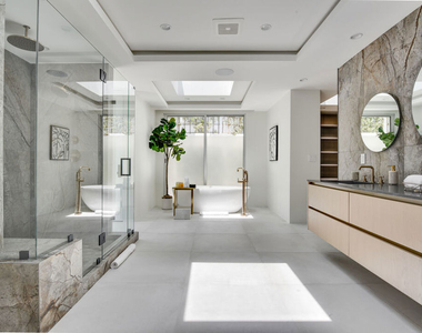 8908 Alto Cedro Drive - Photo Thumbnail 18