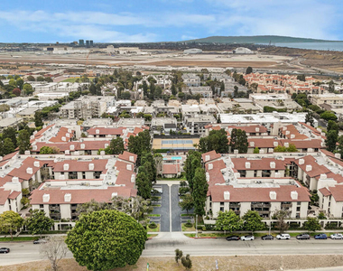 8512 Tuscany Avenue - Photo Thumbnail 37