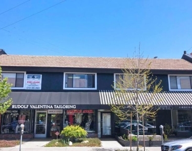 903 S Barrington Avenue - Photo Thumbnail 28
