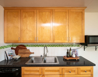 608 Idaho Avenue - Photo Thumbnail 10