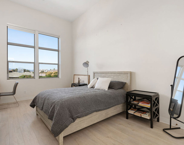 7100 Playa Vista Drive - Photo Thumbnail 12