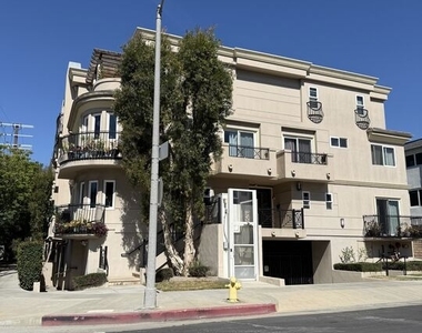 5401 Morella Avenue - Photo Thumbnail 18