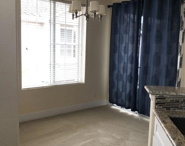10766 Sabre Hill Dr - Photo Thumbnail 4