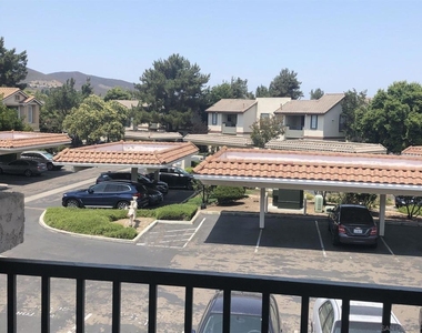 10766 Sabre Hill Dr - Photo Thumbnail 13