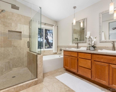 11785 Westview Parkway - Photo Thumbnail 32