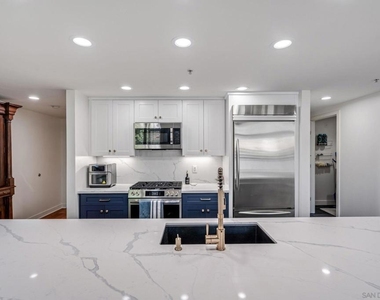 3812 Park Blvd - Photo Thumbnail 6
