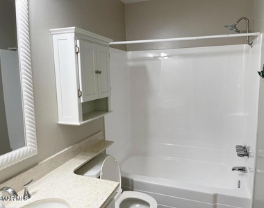 1750 Tiburon Court - Photo Thumbnail 12