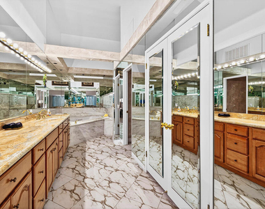 45668 Pueblo Road - Photo Thumbnail 13