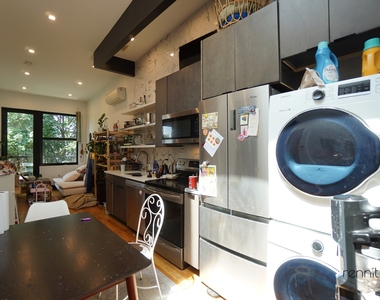 1165 Greene Avenue - Photo Thumbnail 7