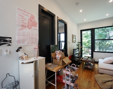 1165 Greene Avenue - Photo Thumbnail 2