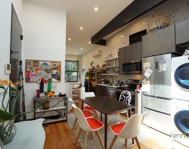 1165 Greene Avenue - Photo Thumbnail 16