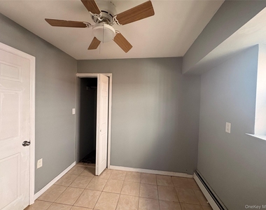 6947 De Costa Avenue - Photo Thumbnail 8