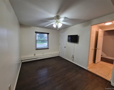 123 Southern Parkway - Photo Thumbnail 33