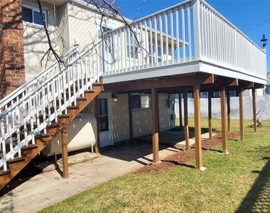 123 Southern Parkway - Photo Thumbnail 8