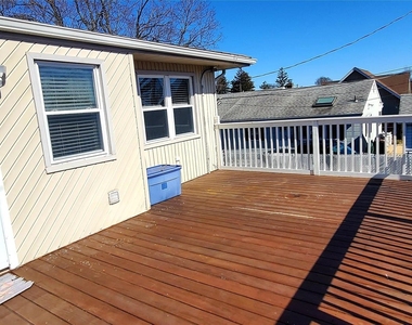123 Southern Parkway - Photo Thumbnail 6