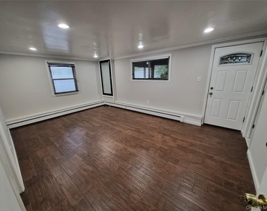 123 Southern Parkway - Photo Thumbnail 25