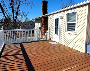 123 Southern Parkway - Photo Thumbnail 7