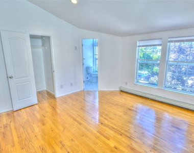 62 Hickory Road - Photo Thumbnail 13