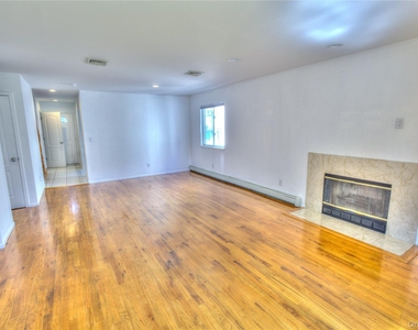 62 Hickory Road - Photo Thumbnail 5