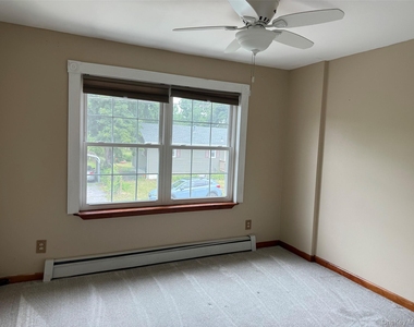 9 Ashland Avenue - Photo Thumbnail 18