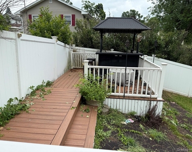 9 Ashland Avenue - Photo Thumbnail 36