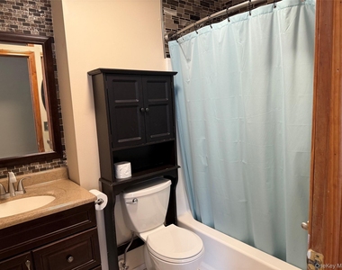 9 Ashland Avenue - Photo Thumbnail 12