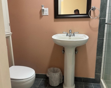 170 E Mineola Avenue - Photo Thumbnail 5