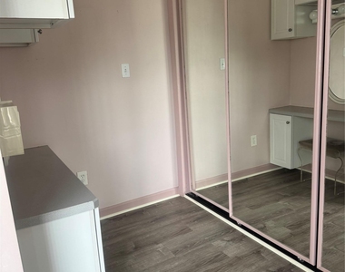 170 E Mineola Avenue - Photo Thumbnail 11