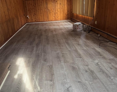 170 E Mineola Avenue - Photo Thumbnail 16