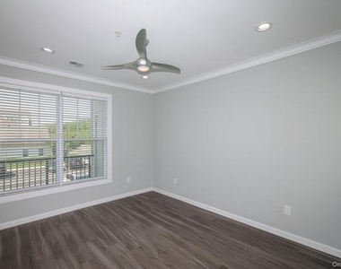 1 Charles Pond Drive - Photo Thumbnail 6