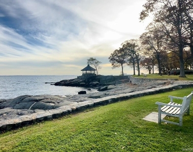 12 Chatsworth Avenue - Photo Thumbnail 16