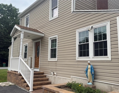 17 Degarmo Road - Photo Thumbnail 1
