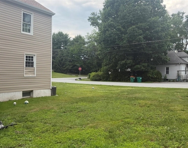 17 Degarmo Road - Photo Thumbnail 4